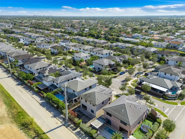 a view of an ocean and a building