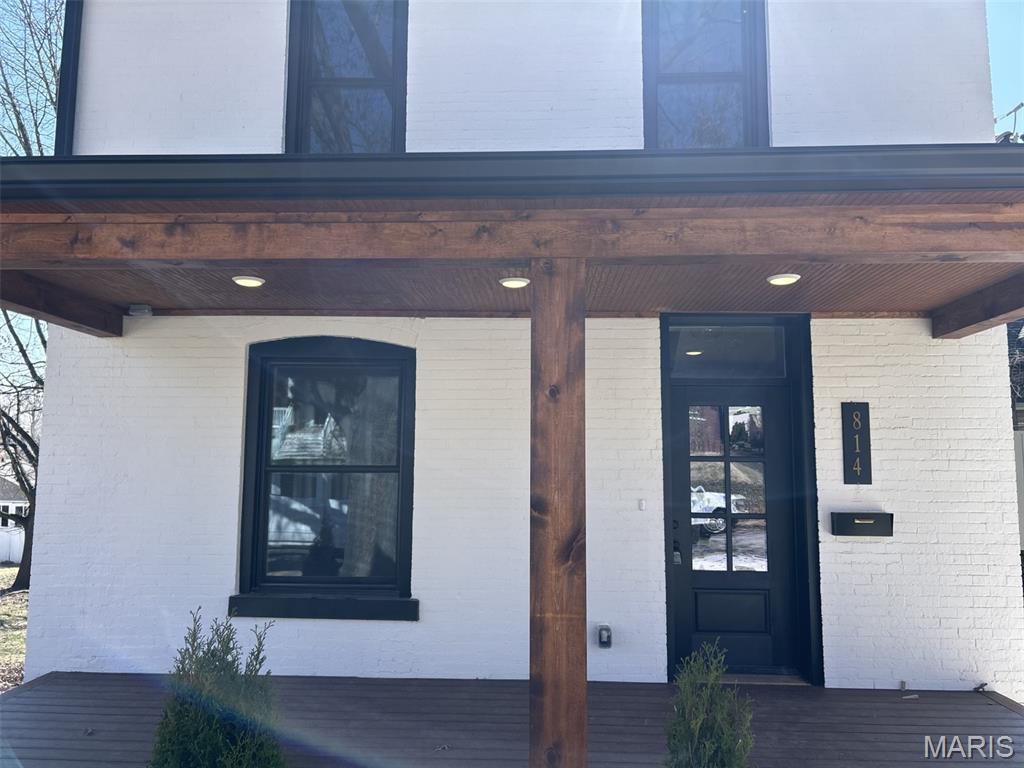 814 Clark Avenue Webster Groves, MO 63119 - Photo 2 of 39