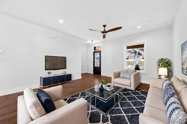 $799,900 | 814 Clark Avenue, Webster Groves, MO 63119