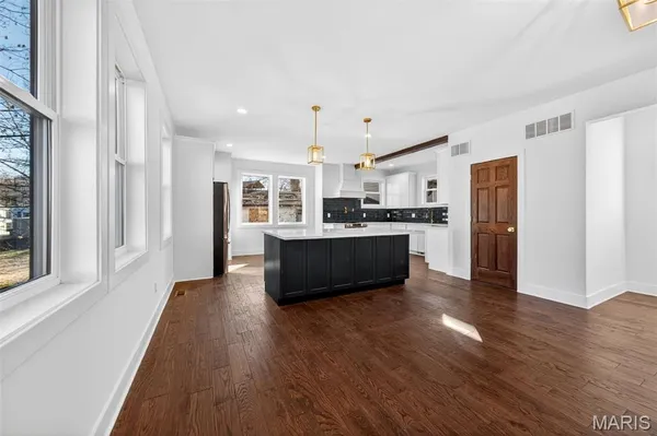 $799,900 | 814 Clark Avenue, Webster Groves, MO 63119