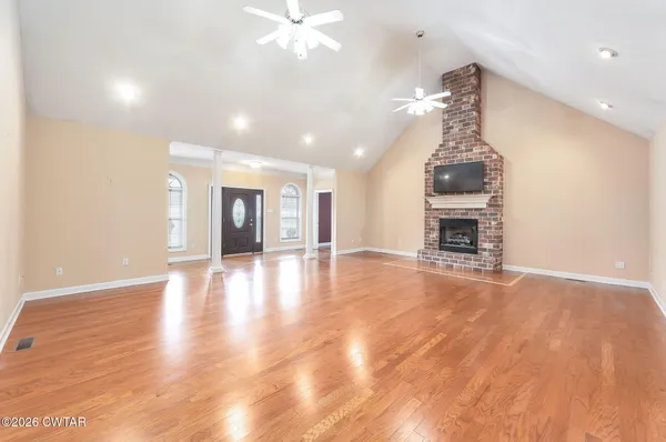 $529,900 | 18080 Highway 22, Wildersville, TN 38388