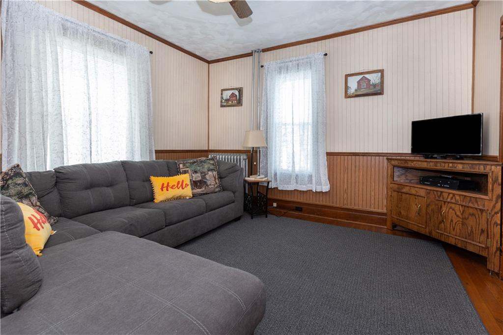 355 Stoystown Road Somerset, PA 15501 - Photo 5 of 24 Gallery Image 5