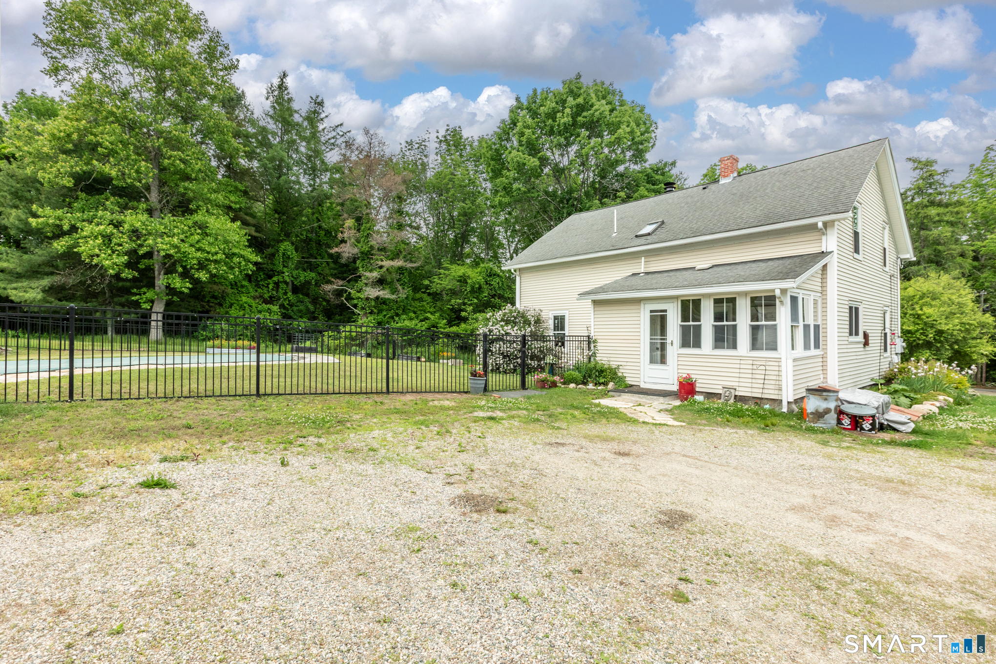 651 Cook Hill Road Killingly, CT 06239 - Photo 16 of 40