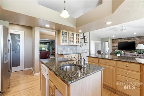 $999,900 | 9547 West Golden View Drive, Star, ID 83669