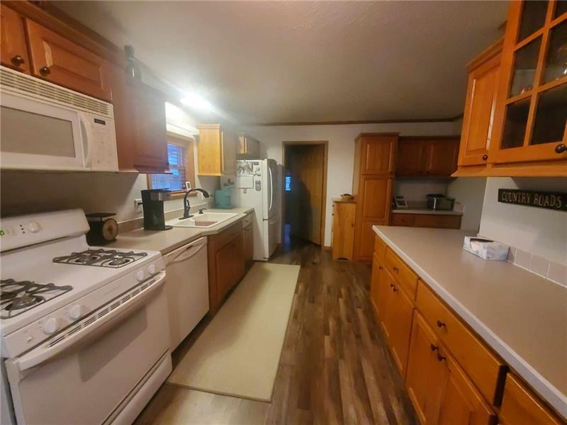 125 Edward Estates Road Worthington, PA 16262 - Photo 3 of 15 Gallery Image 3