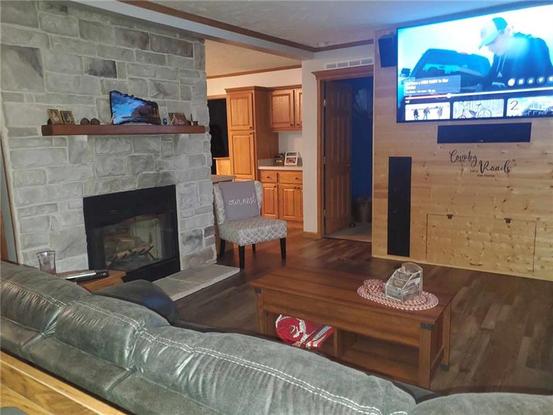 125 Edward Estates Road Worthington, PA 16262 - Photo 7 of 15 Gallery Image 7