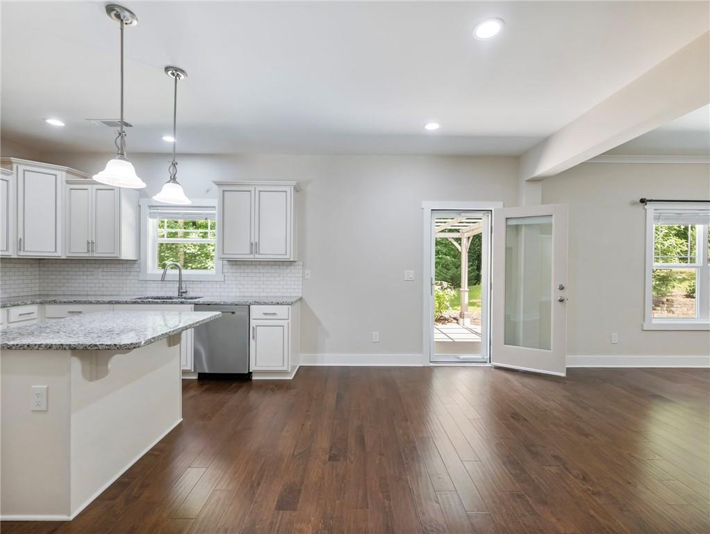 6351 Blackjack Road Flowery Branch, GA 30542 - Photo 9 of 47