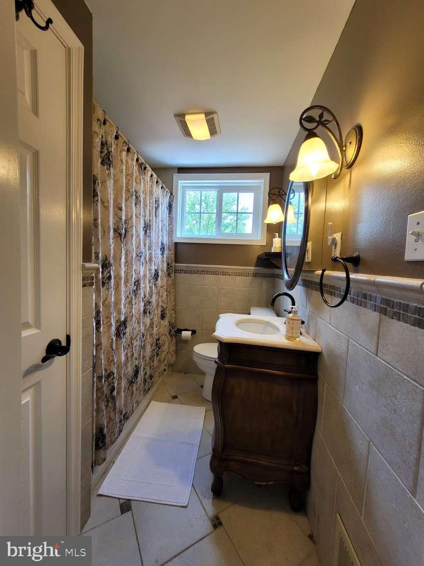 1457 Valley Forge Road Wayne, PA 19087 - Photo 14 of 24