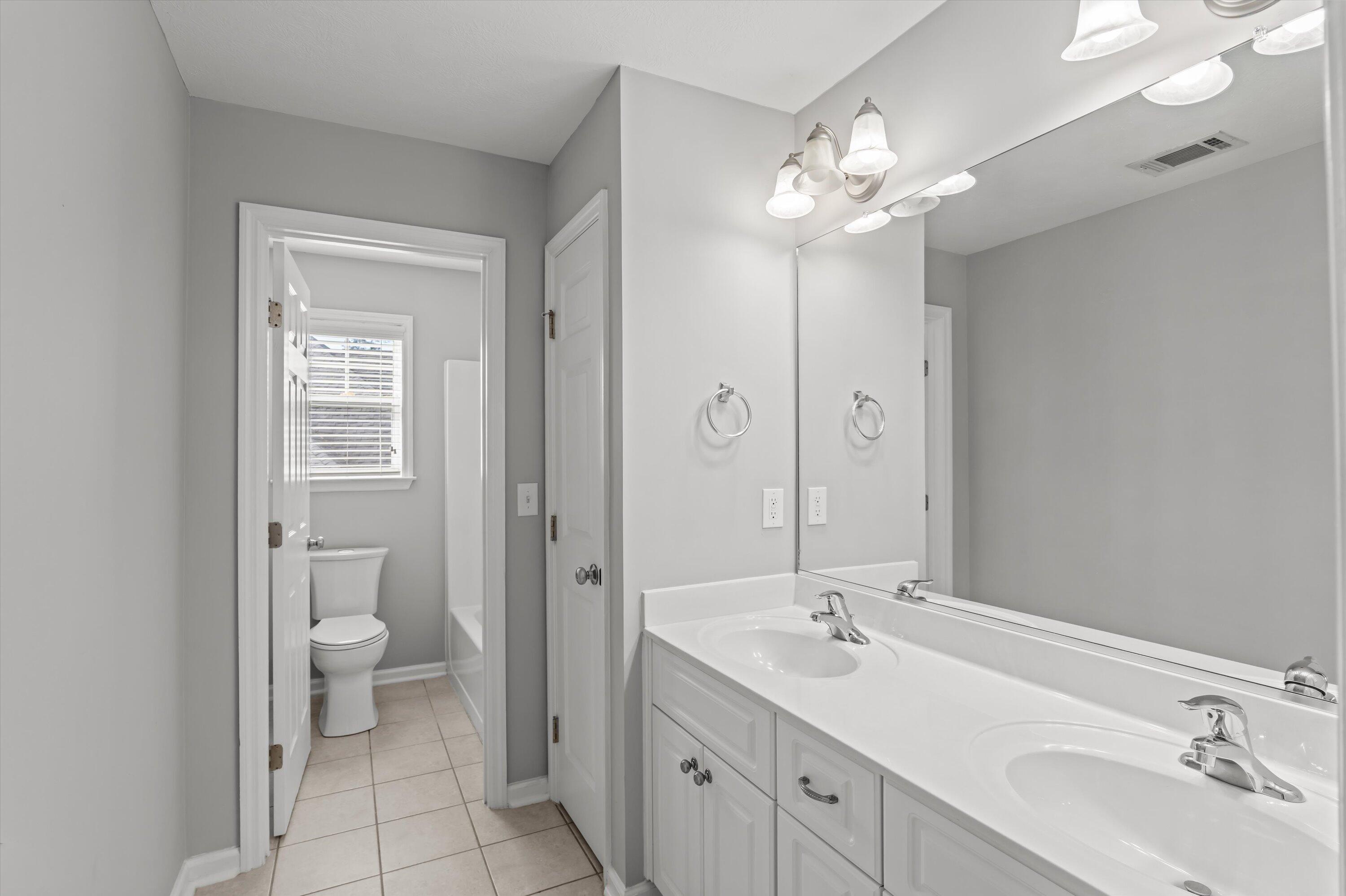 1074 Conn Drive Evans, GA 30809 - Photo 65 of 69 Guest Bath upstairs