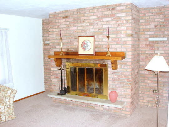6911 Halley Road Rockford, IL 61101 - Photo 6 of 11 a view of front door of house