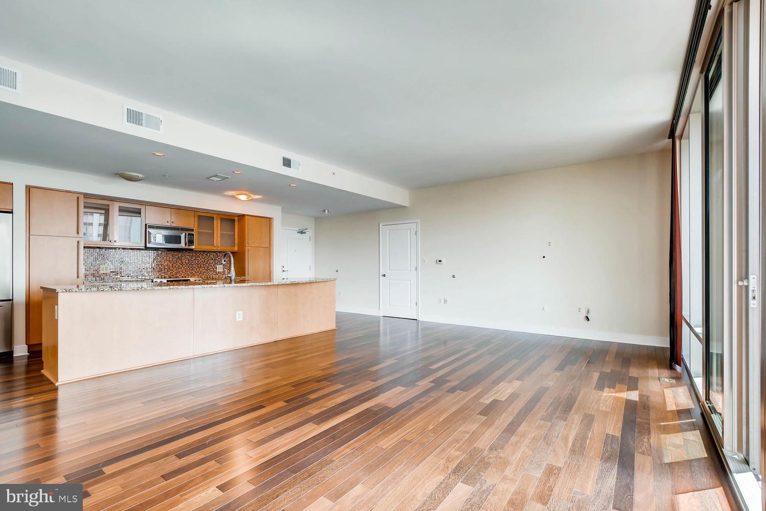 675 President Street, Unit 1601 Baltimore, MD 21202 - Photo 4 of 34