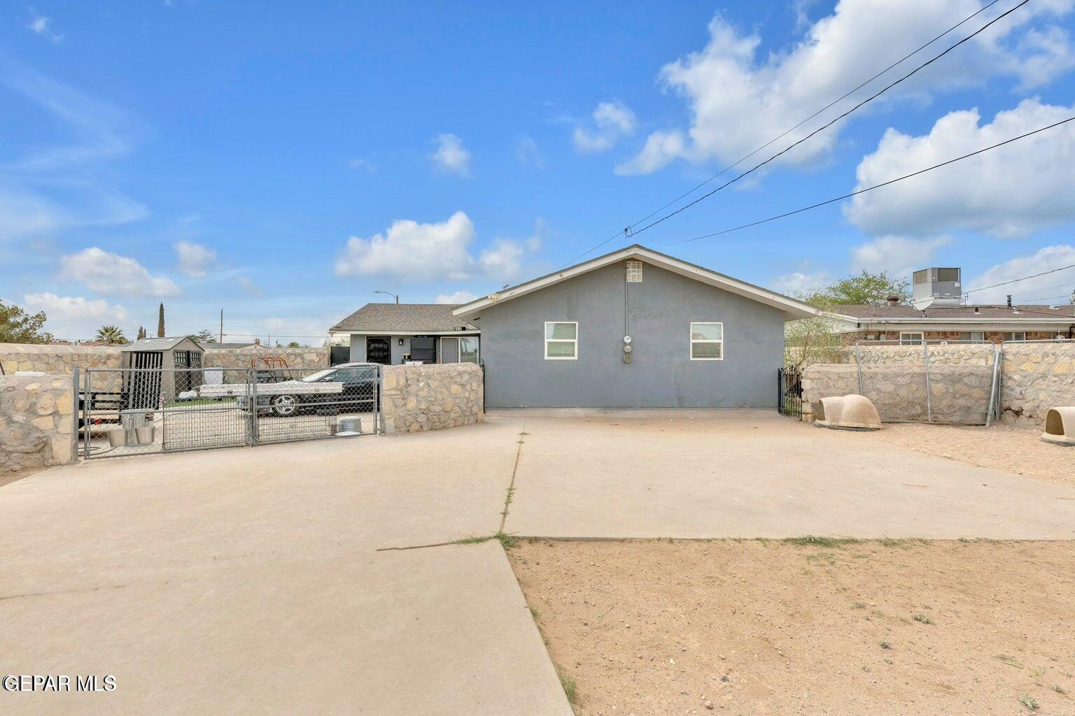 2700 Berwick Road El Paso, TX 79925 - Photo 18 of 21 IMG_0084