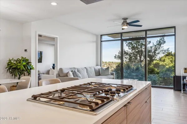 $699,000 | 200 West Portland Street, Unit 416, Phoenix, AZ 85003