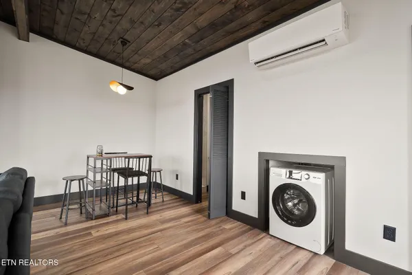 $299,900 | 431 Bald Knob Mountain, Doyle, TN 38559