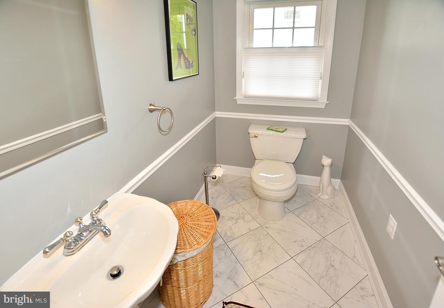 8003 Langbrook Road Springfield, VA 22152 - Photo 16 of 25 Bath