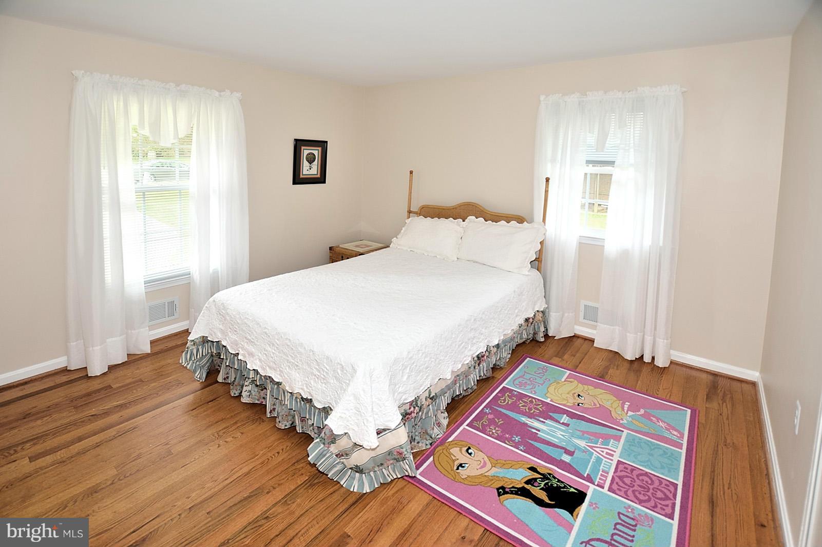 8003 Langbrook Road Springfield, VA 22152 - Photo 21 of 25 Bedroom