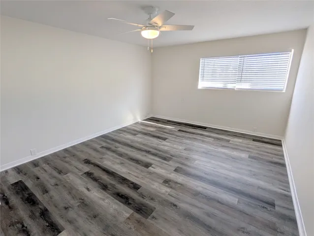 $1,950 | 2101 Fountain View Drive, Unit 76, Houston, TX 77057