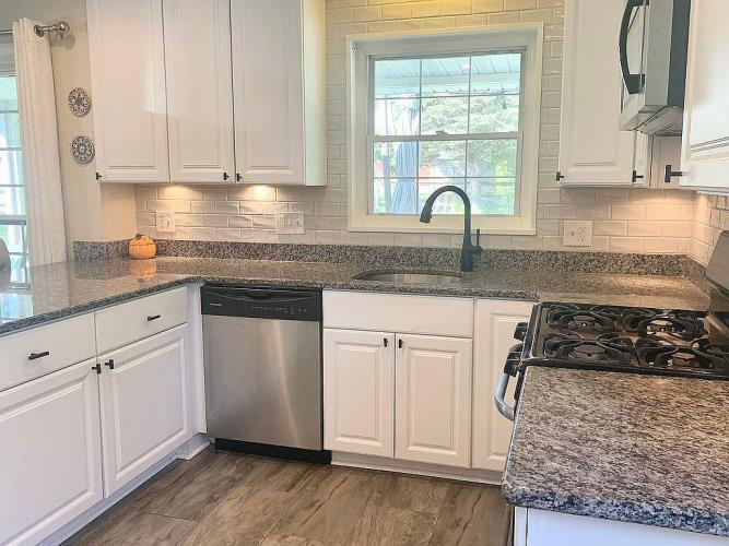 224 Burning Tree Road Lutherville-Timonium, MD 21093 - Photo 3 of 34