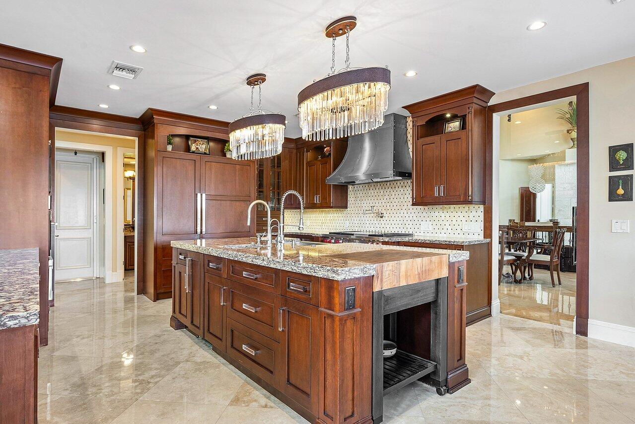 4845 Regency Court Boca Raton, FL 33434 - Photo 57 of 112 Kitchen