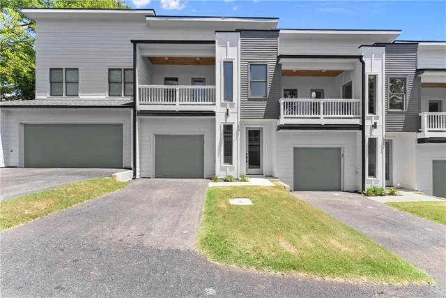 $399,000 | 384 Forrest Avenue, Gainesville, GA 30501