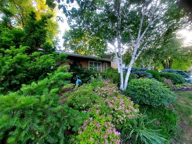 $225,000 | 2101 Northeast 62nd Street, Kansas City, MO 64118