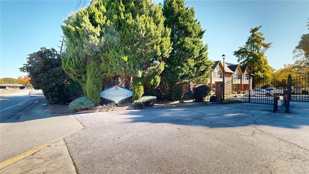 2825 Northeast Expressway, Unit L4 Atlanta, GA 30345 - Photo 28 of 36 a view of a outdoor space with a house