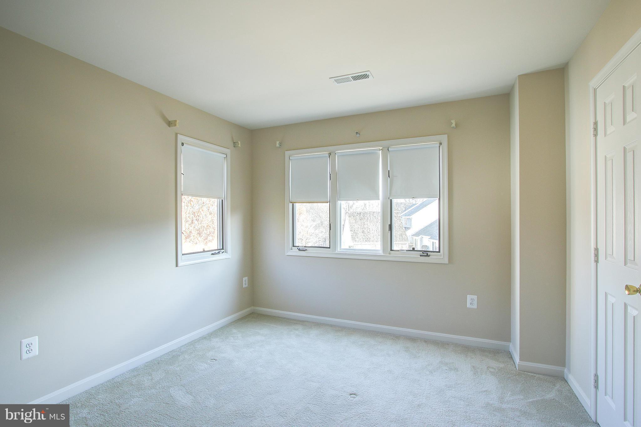 1274 Wedgewood Manor Way Reston, VA 20194 - Photo 20 of 30 Bedroom