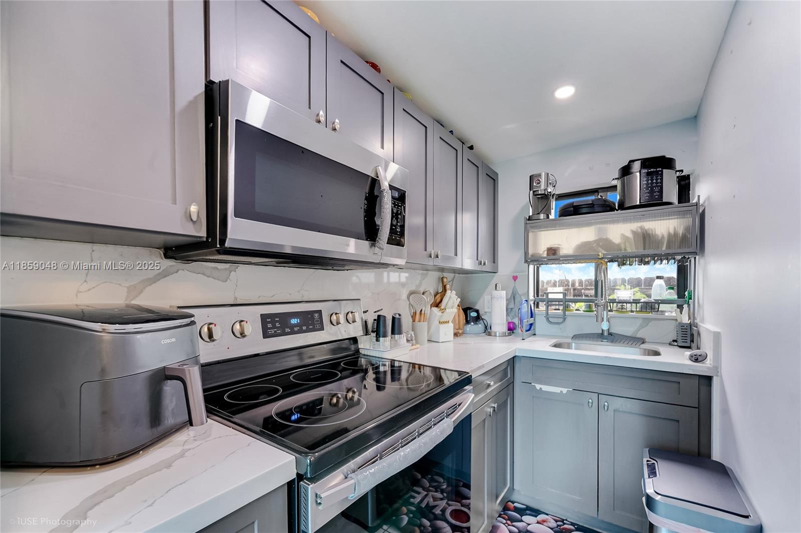 5128 Southwest 4th Street Miami, FL 33134 - Photo 3 of 26 Kitchen