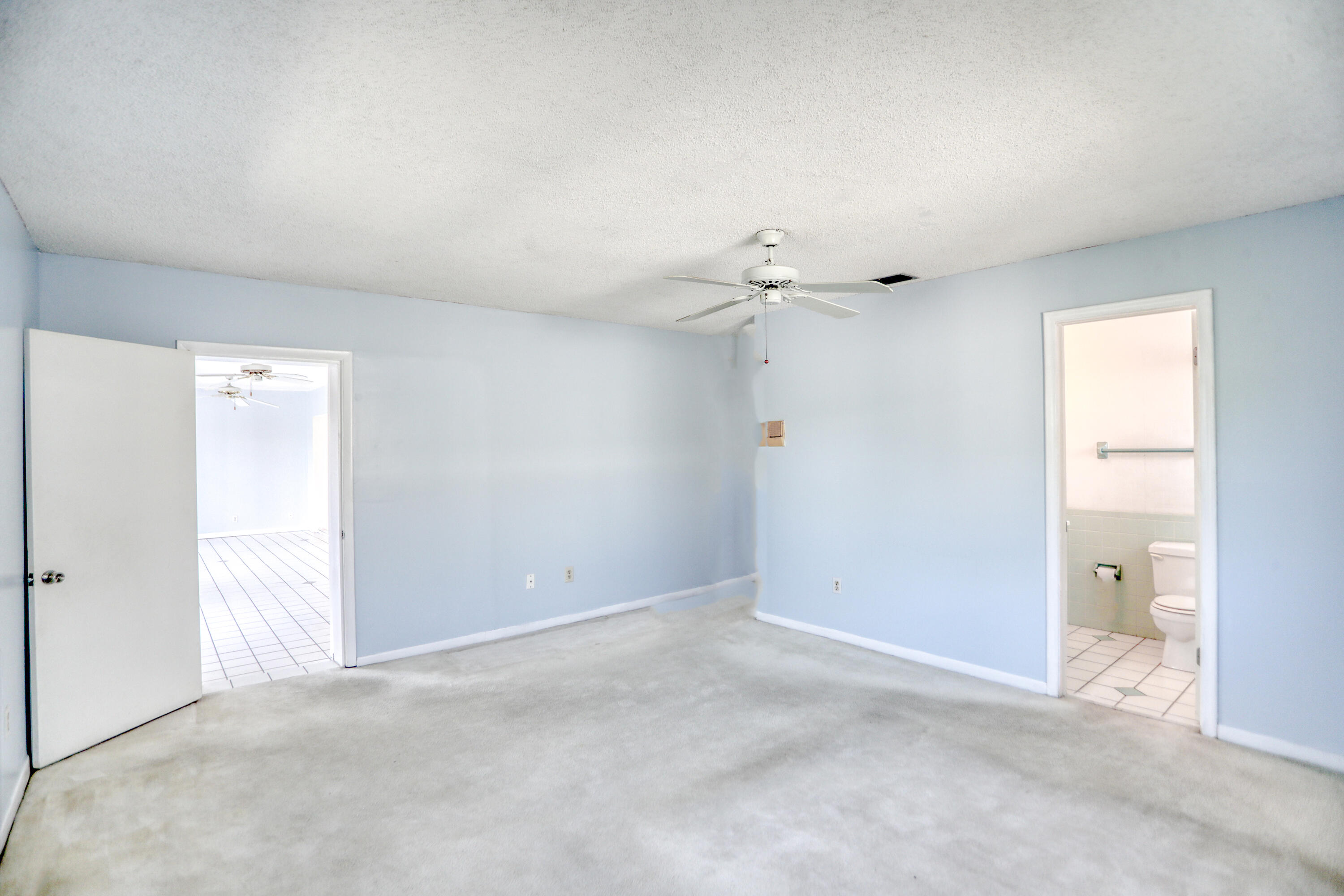 22285 Southwest 57th Avenue Boca Raton, FL 33428 - Photo 14 of 33 B27I4506