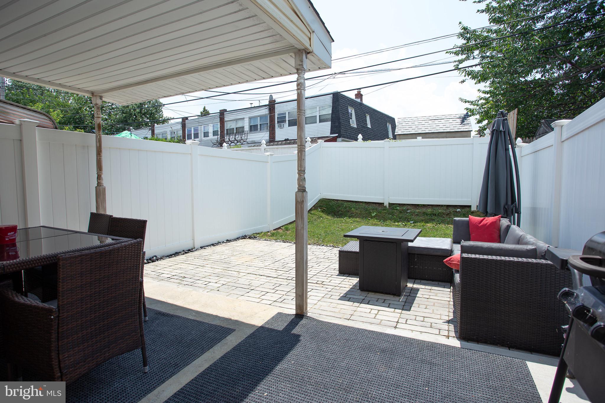 4118 Whiting Road Philadelphia, PA 19154 - Photo 15 of 16 Backyard