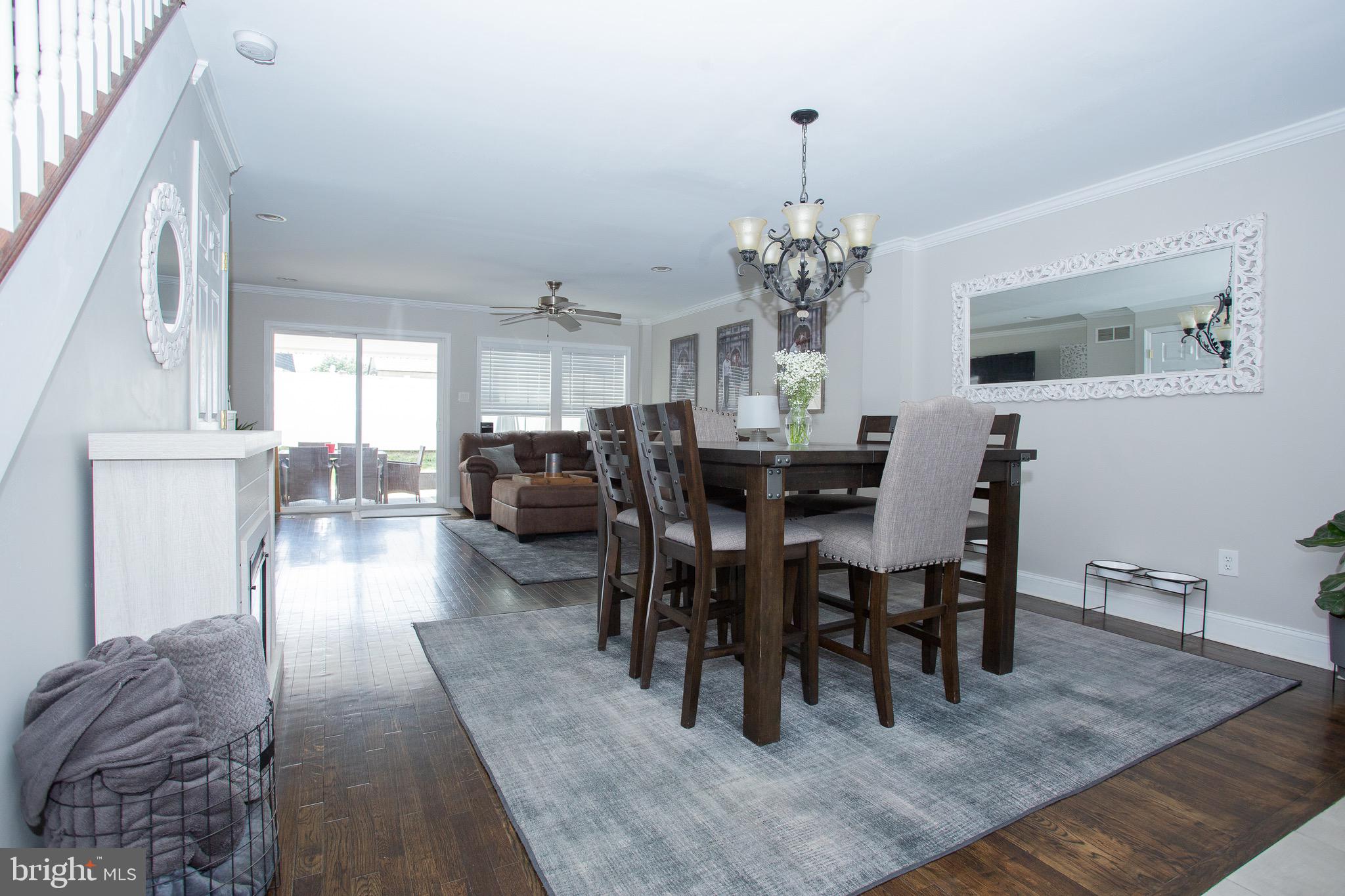 4118 Whiting Road Philadelphia, PA 19154 - Photo 4 of 16 Dining Room