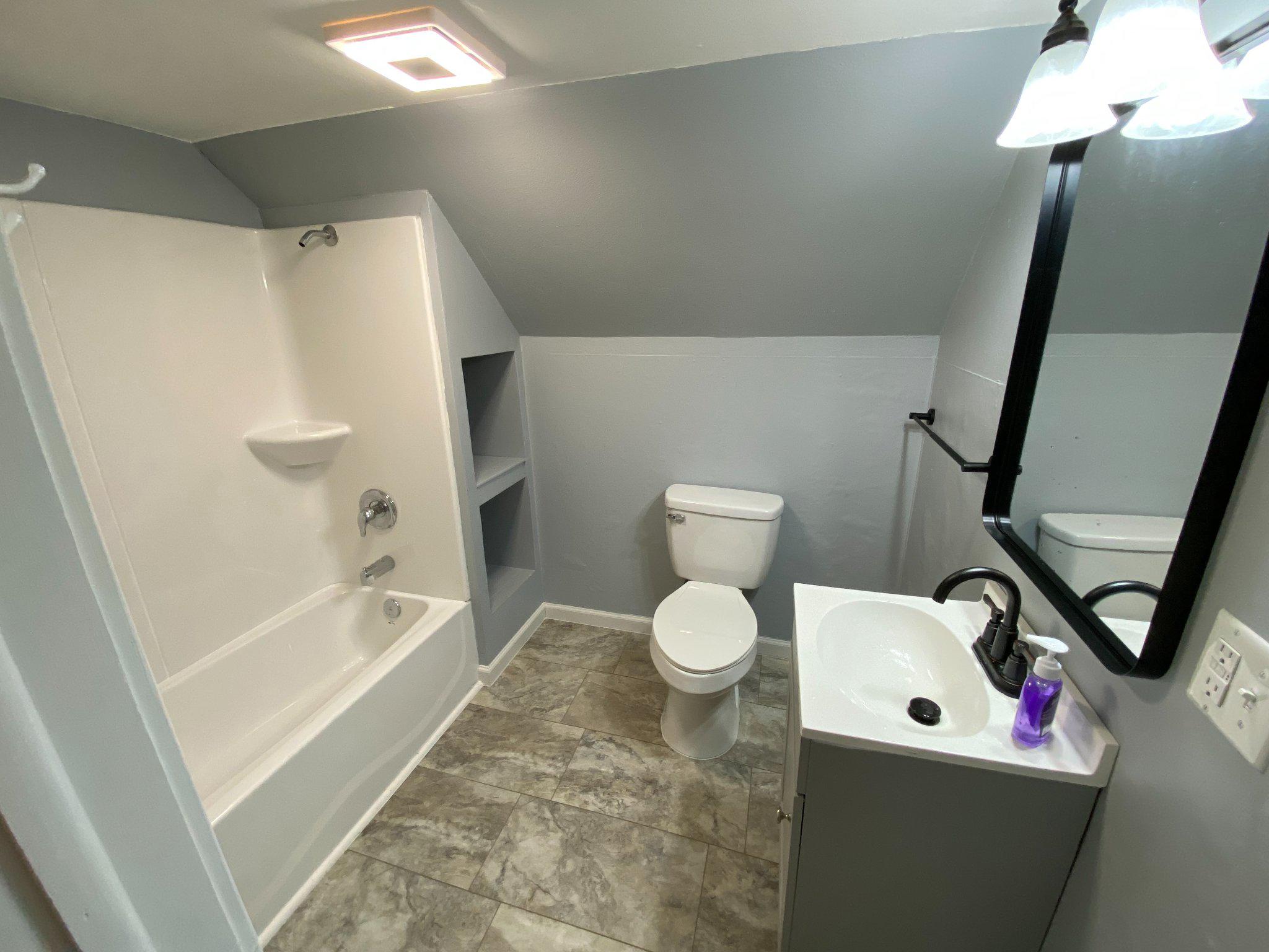 13580 Monterey Lane Blue Ridge Summit, PA 17214 - Photo 31 of 36 Apartment 4 Bathroom