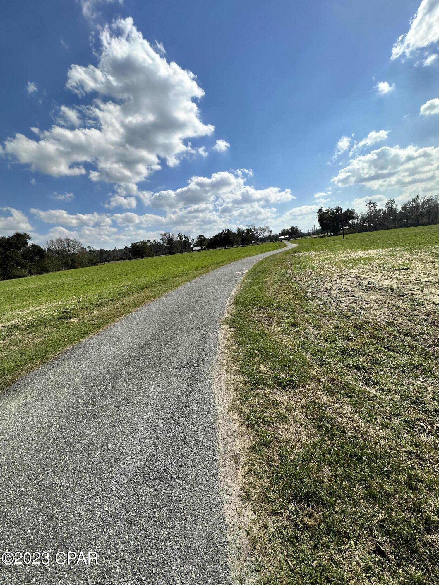 7336 Highway 90 Grand Ridge, FL 32442 - Photo 39 of 71 Gallery Image 39
