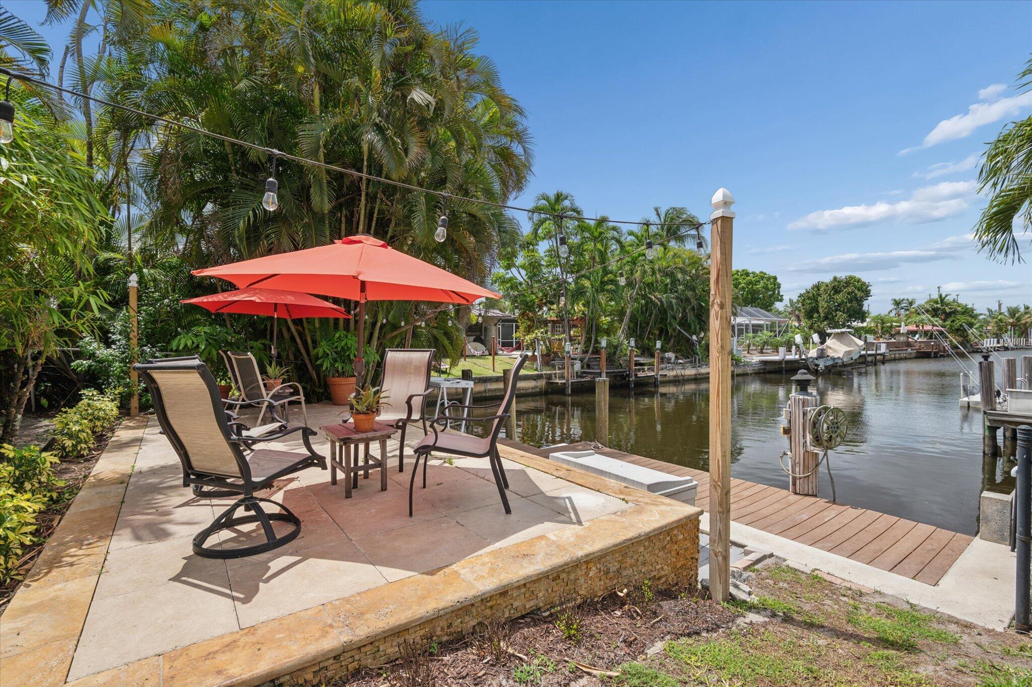 5900 Southwest 18th Street Plantation, FL 33317 - Photo 27 of 32 33-Reading-5900 SW 18th St-33