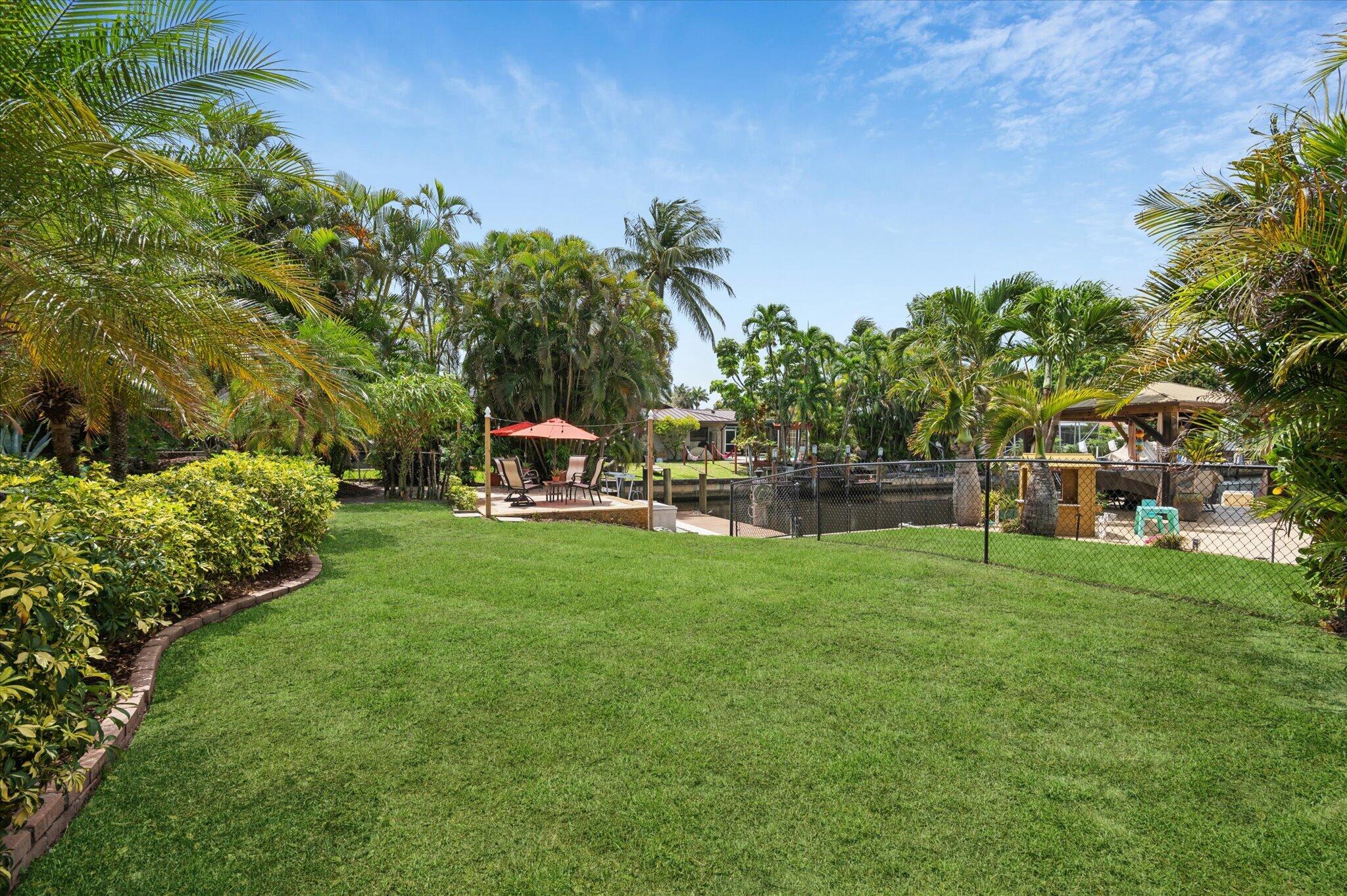 5900 Southwest 18th Street Plantation, FL 33317 - Photo 29 of 32 37-Reading-5900 SW 18th St-37