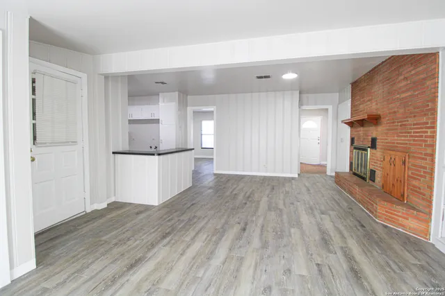 $1,895 | 434 Cosgrove Street, San Antonio, TX 78210