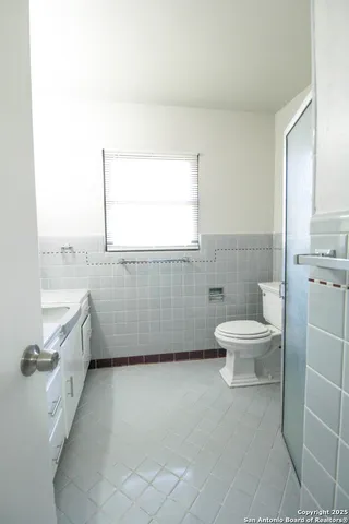 $1,895 | 434 Cosgrove Street, San Antonio, TX 78210