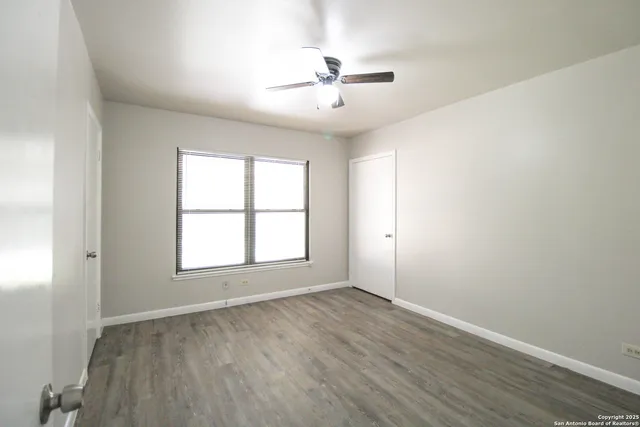 $1,895 | 434 Cosgrove Street, San Antonio, TX 78210