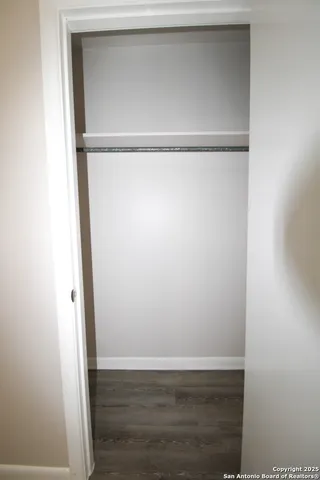 $1,895 | 434 Cosgrove Street, San Antonio, TX 78210