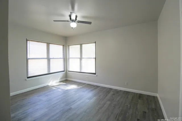 $1,895 | 434 Cosgrove Street, San Antonio, TX 78210