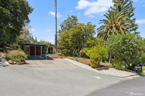 $1,295,000 | 411 Las Lomas Way, Walnut Creek, CA 94598