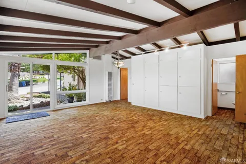$1,295,000 | 411 Las Lomas Way, Walnut Creek, CA 94598