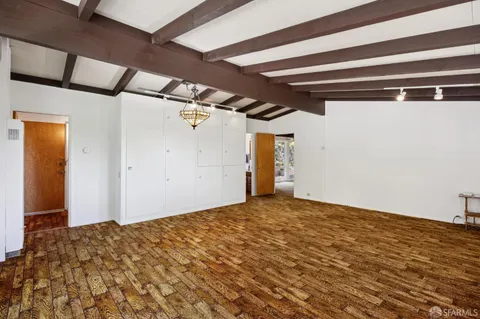 $1,295,000 | 411 Las Lomas Way, Walnut Creek, CA 94598