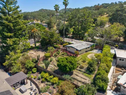 $1,295,000 | 411 Las Lomas Way, Walnut Creek, CA 94598