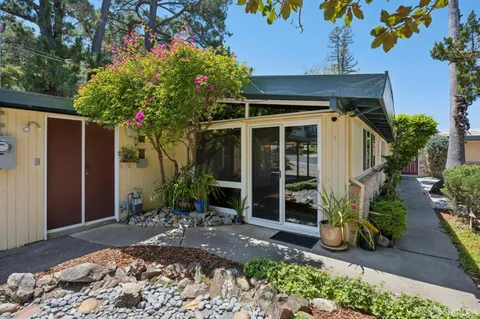 $1,295,000 | 411 Las Lomas Way, Walnut Creek, CA 94598