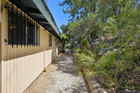 $1,295,000 | 411 Las Lomas Way, Walnut Creek, CA 94598