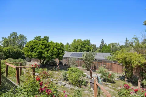 $1,295,000 | 411 Las Lomas Way, Walnut Creek, CA 94598
