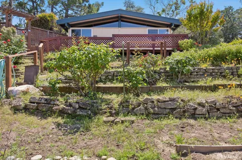 $1,295,000 | 411 Las Lomas Way, Walnut Creek, CA 94598