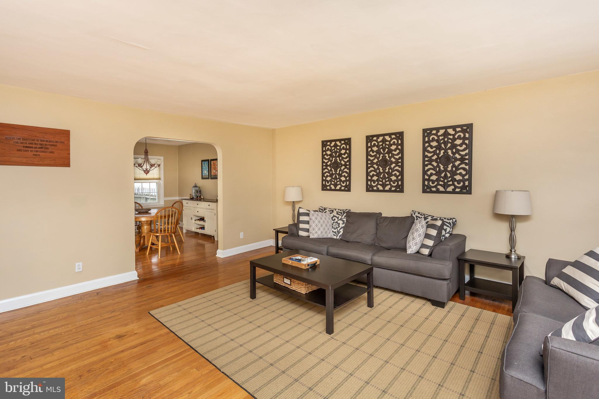 1872 Loch Shiel Road Towson, MD 21286 - Photo 4 of 22