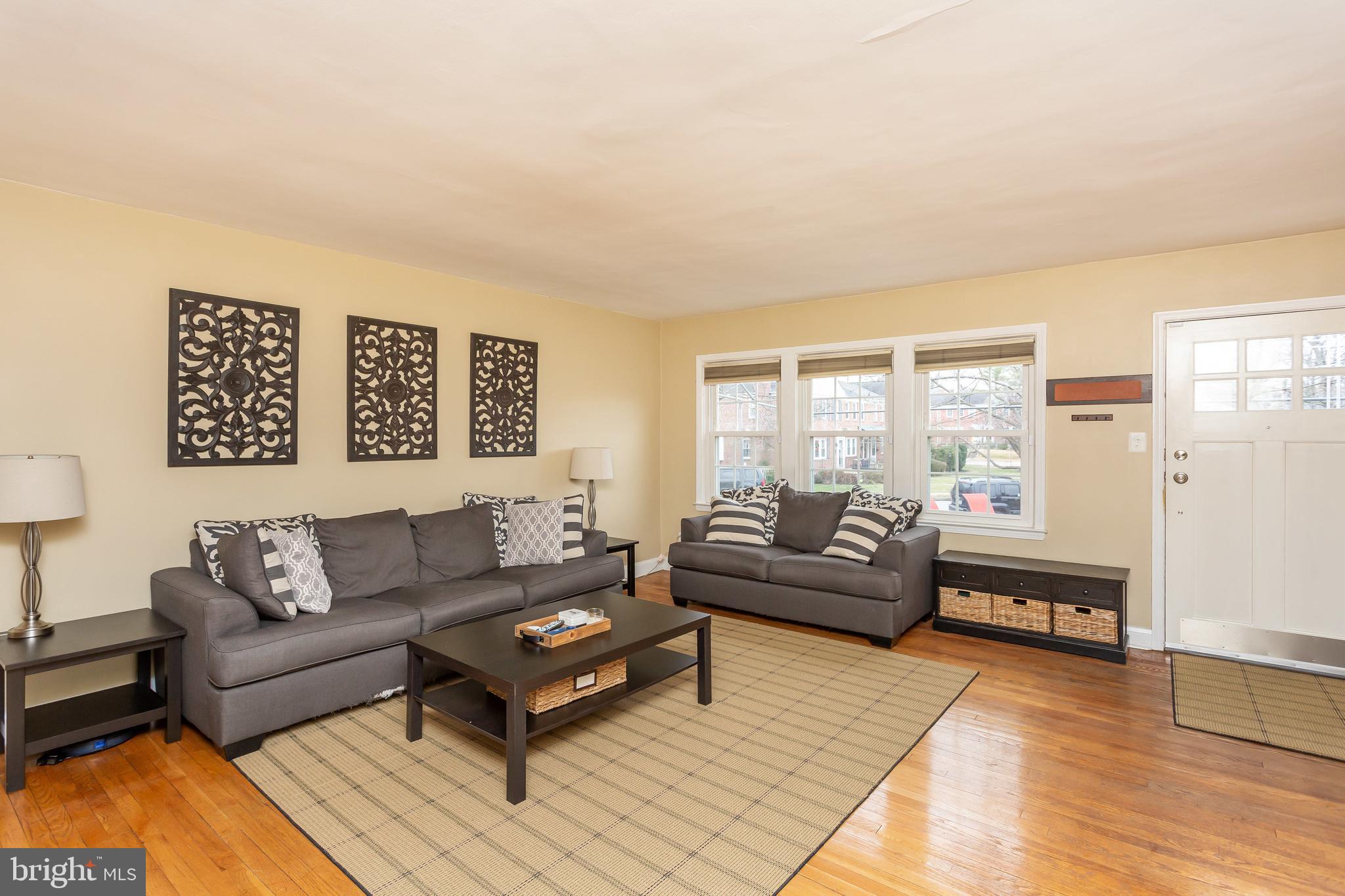 1872 Loch Shiel Road Towson, MD 21286 - Photo 5 of 22